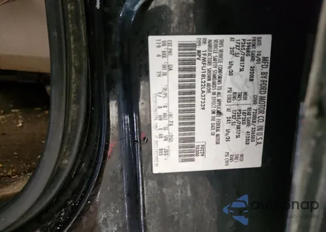 2002 Ford Expedition Eddie Bauer z USA, uszkodzony, nr VIN 1FMFU18L22LA37339